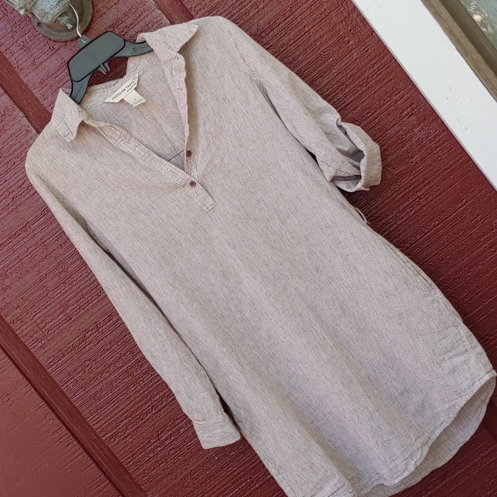 Grey and White Tunic Dress from Kyodan